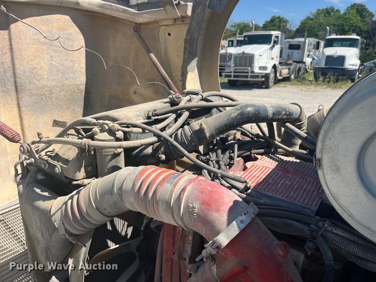 image for item EK8658 2007 Kenworth  T800 semi truck