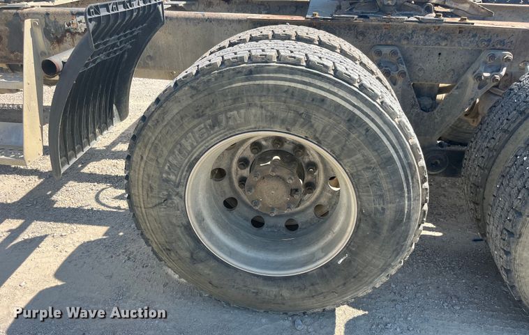 image for item EK8658 2007 Kenworth  T800 semi truck