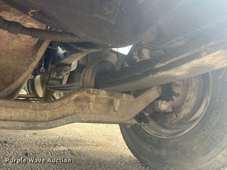 image for item EK8759 1985 Mack MH613 semi truck