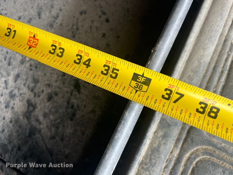 image for item EK8759 1985 Mack MH613 semi truck