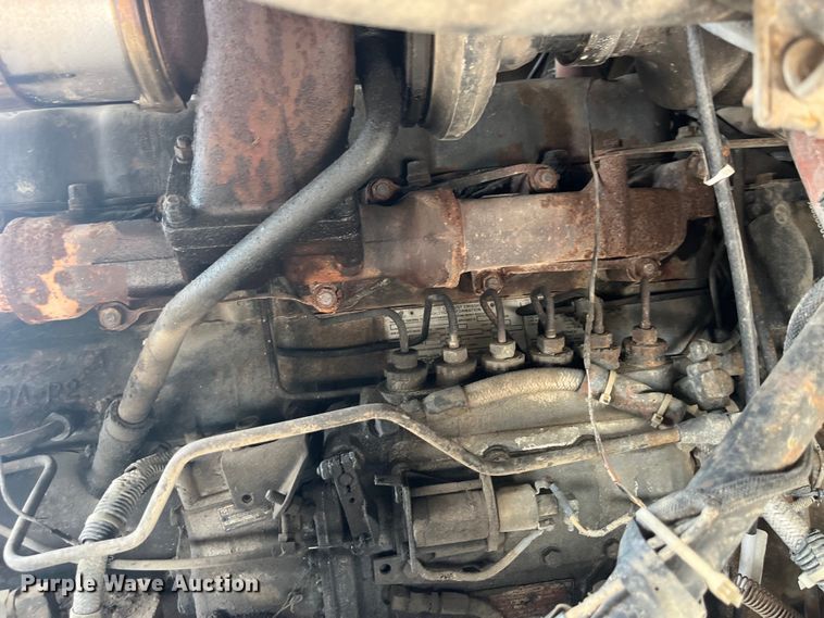 image for item EK8759 1985 Mack MH613 semi truck