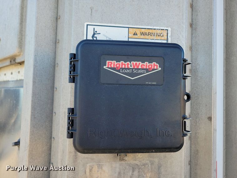 image for item KA9927 2005 Trail King Red River Series live bottom trailer