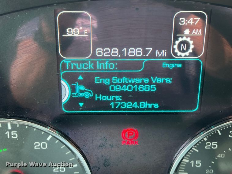 image for item LU9916 2017 Kenworth T680 semi truck