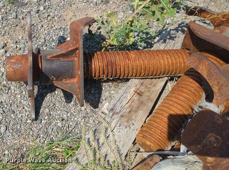 image for item NG9993 Pig trailer stabilizers