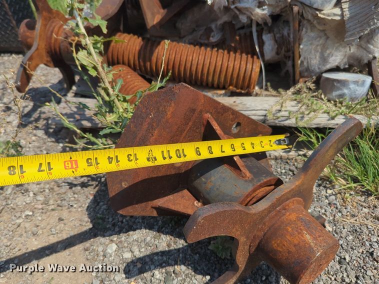 image for item NG9993 Pig trailer stabilizers