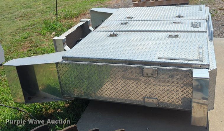 image for item NG9995 Sturdy Lite headache rack