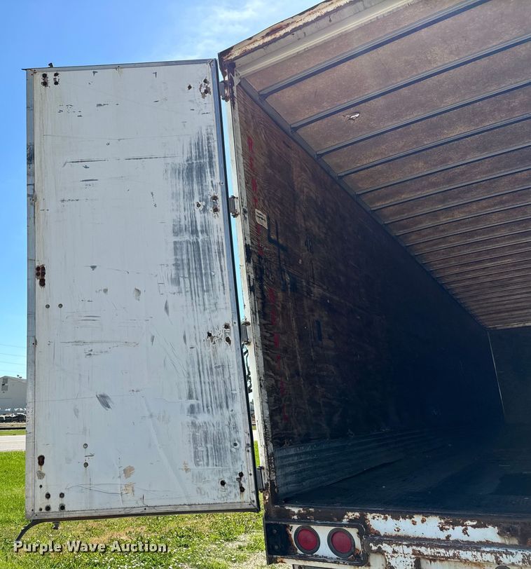 image for item NL9974 1999 Stroughton dry van trailer