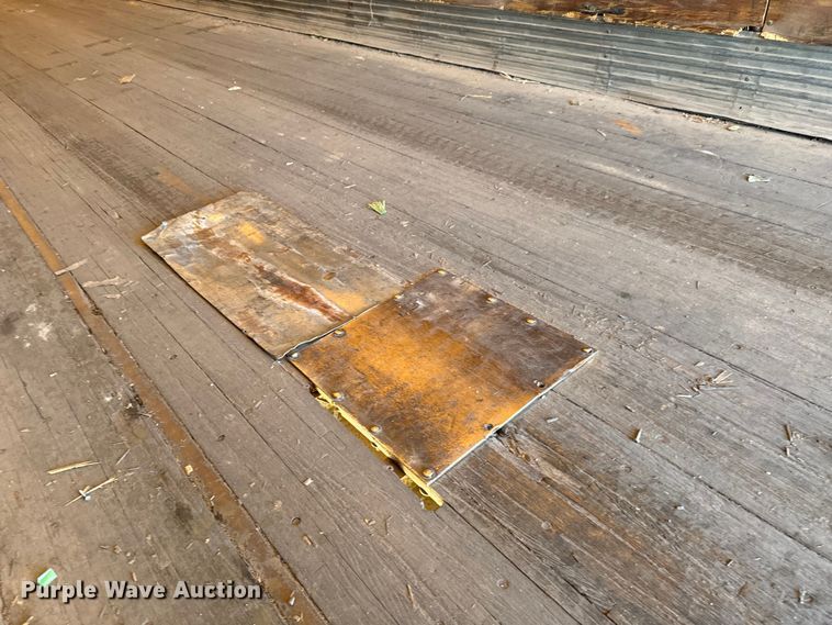 image for item NL9974 1999 Stroughton dry van trailer