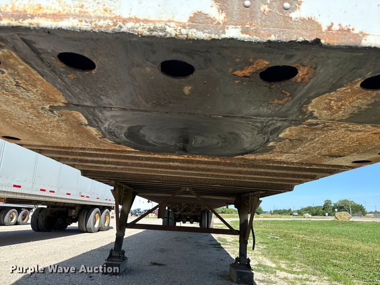 image for item NL9974 1999 Stroughton dry van trailer