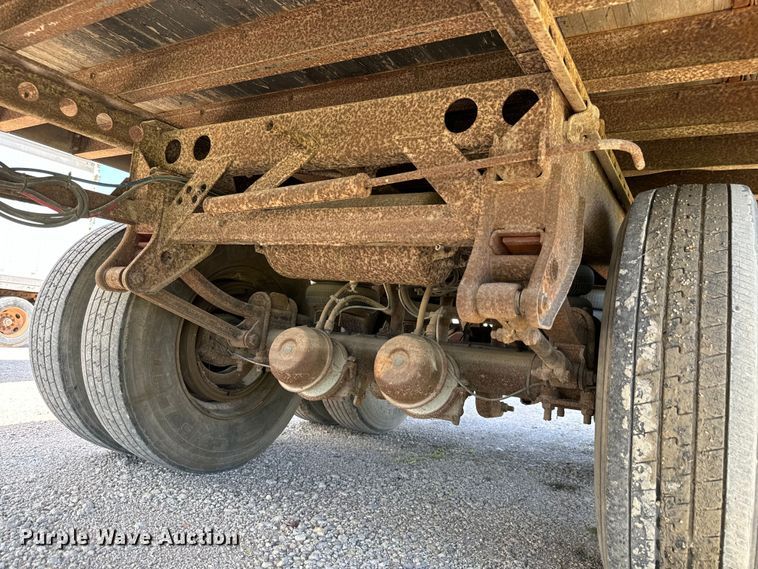 image for item NL9974 1999 Stroughton dry van trailer