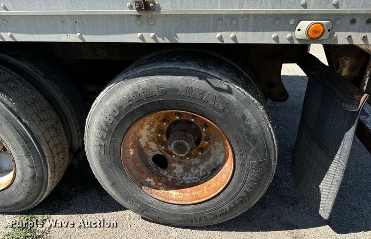 image for item NL9974 1999 Stroughton dry van trailer