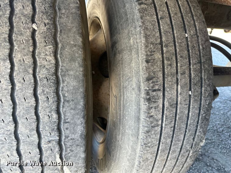 image for item NT9381 1994 Great Dane  dry van trailer