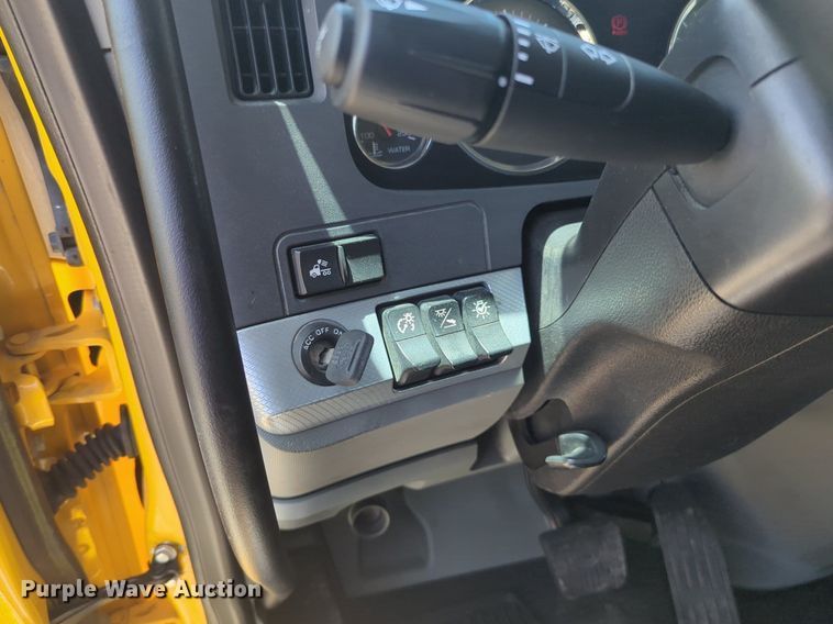 image for item NW9515 2021 Kenworth T680 semi truck