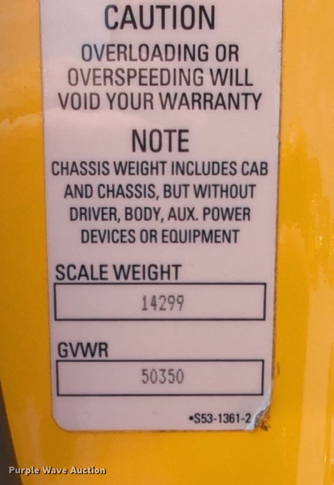 image for item NW9515 2021 Kenworth T680 semi truck