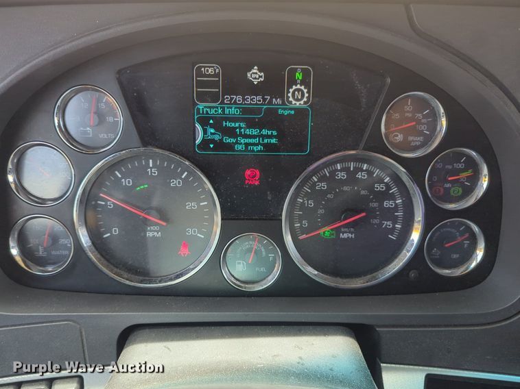 image for item NW9522 2021 Kenworth T680 semi truck