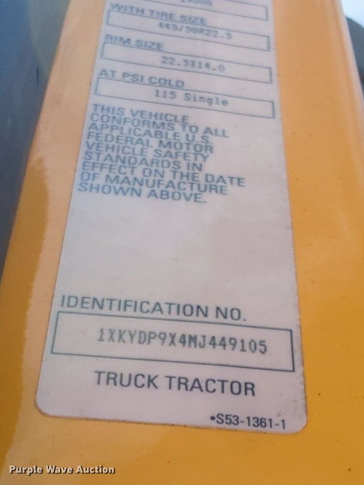 image for item NW9522 2021 Kenworth T680 semi truck