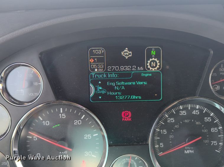 image for item NW9523 2021 Kenworth T680 semi truck