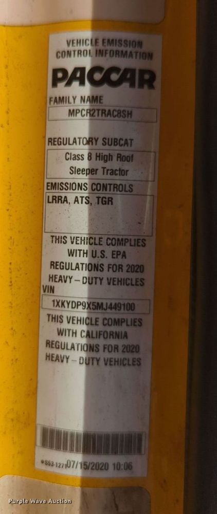 image for item NW9527 2021 Kenworth T680 semi truck