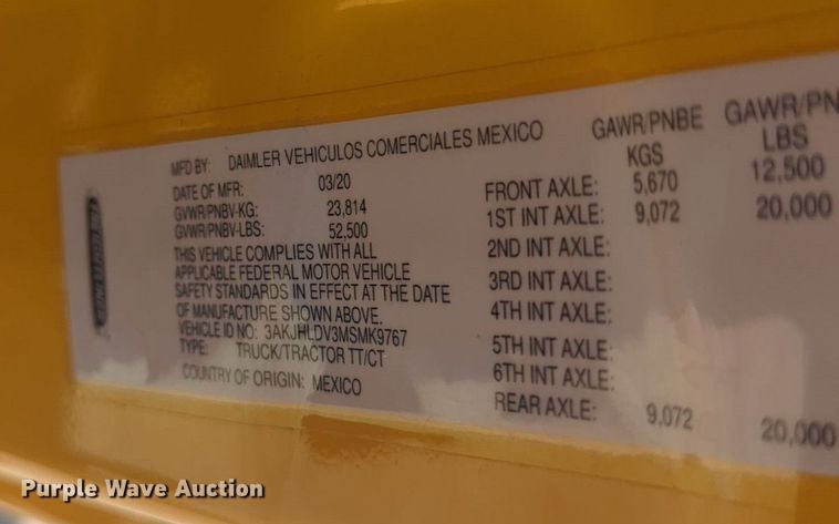 image for item NW9531 2021 Freightliner Cascadia 126 semi truck