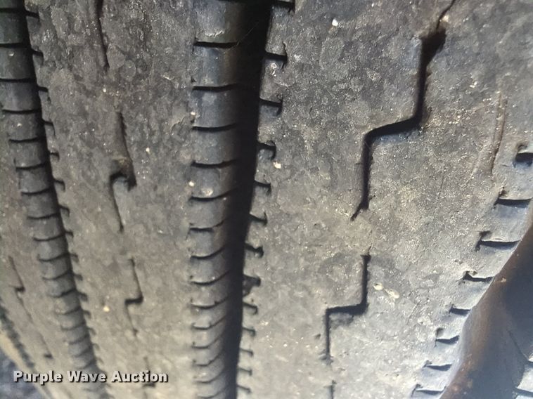 image for item NW9540 2020 Freightliner Cascadia 126 semi truck