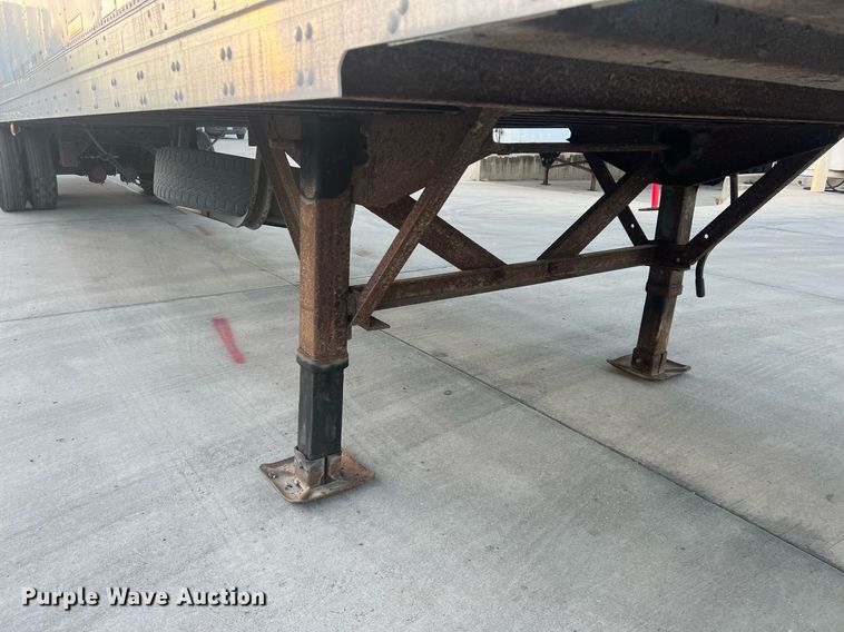image for item OA9149 1999 Fruehauf dry van trailer