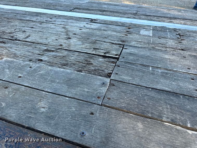 image for item OF9702 2006 Transcraft drop deck trailer