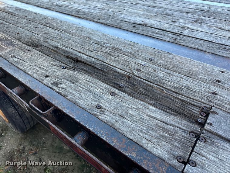 image for item OF9702 2006 Transcraft drop deck trailer