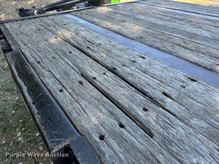 image for item OF9702 2006 Transcraft drop deck trailer