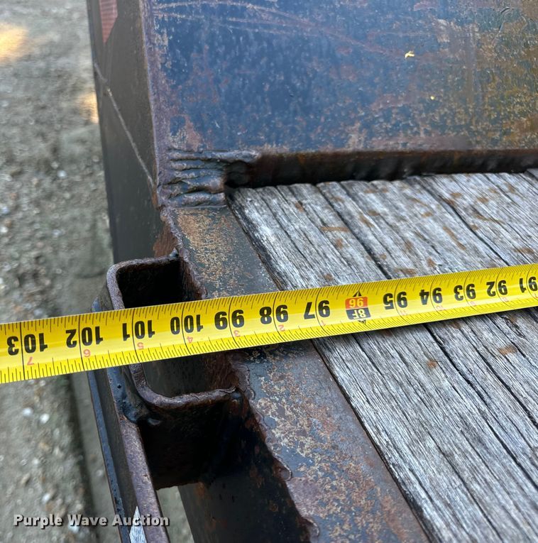 image for item OF9702 2006 Transcraft drop deck trailer