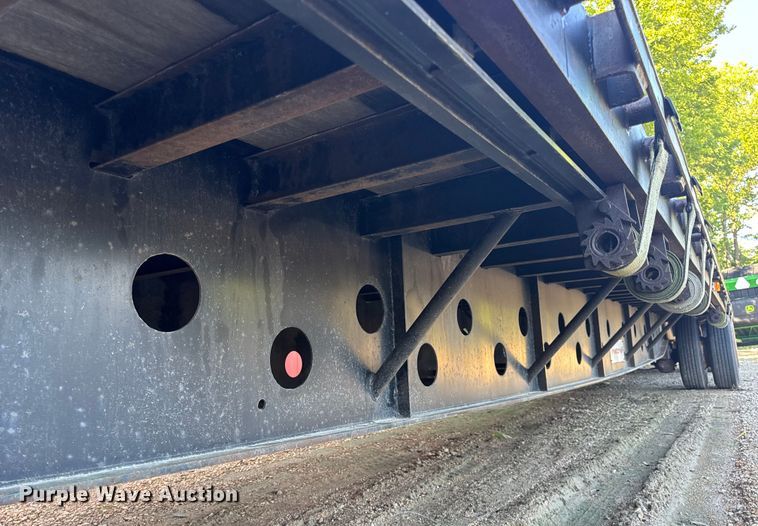 image for item OF9702 2006 Transcraft drop deck trailer