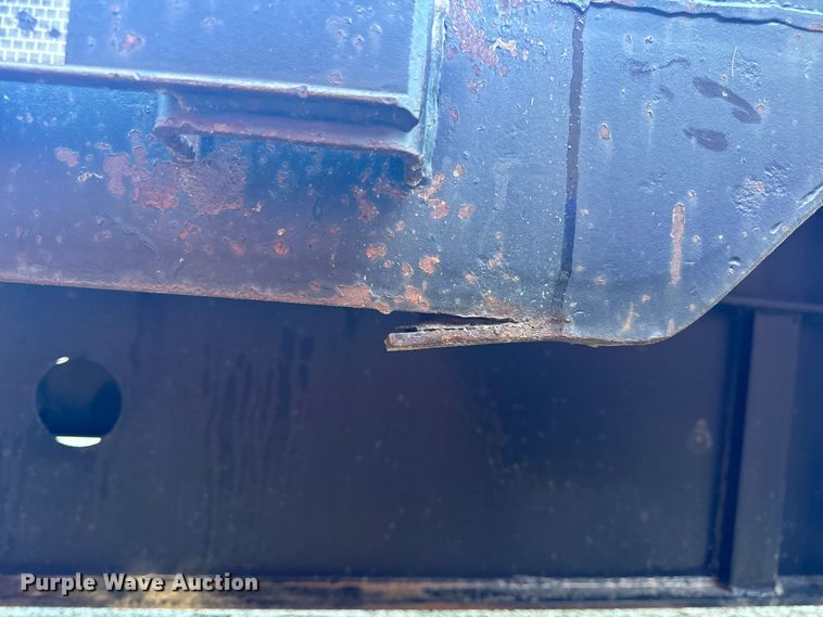 image for item OF9702 2006 Transcraft drop deck trailer