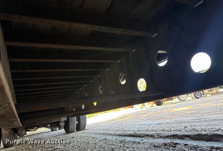 image for item OF9702 2006 Transcraft drop deck trailer