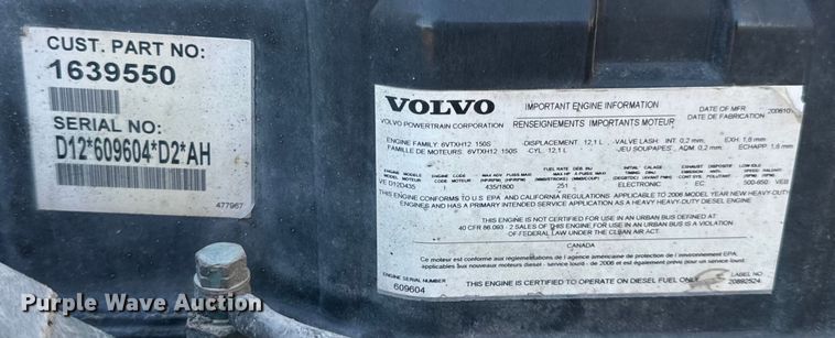 image for item OF9709 2007 Volvo VN semi truck