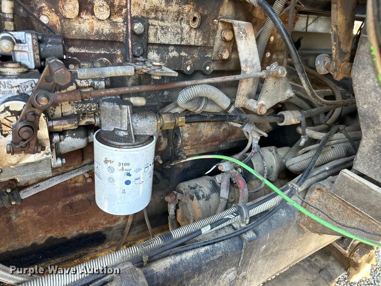 image for item OF9747 1988 White GMC WIA semi truck