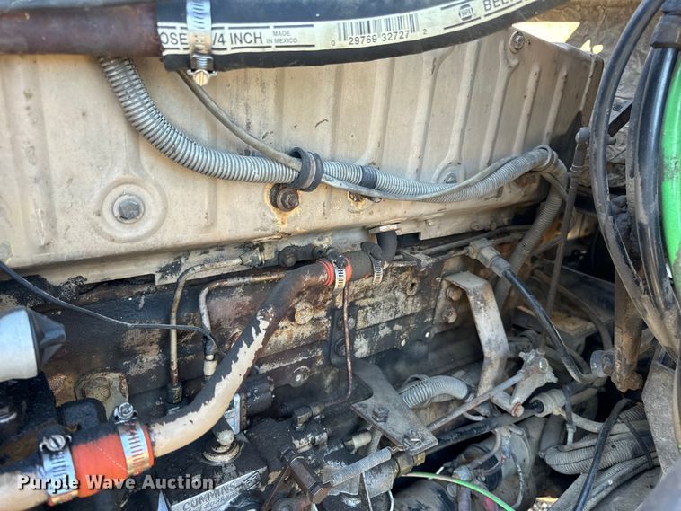 image for item OF9747 1988 White GMC WIA semi truck