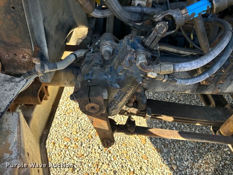 image for item OF9747 1988 White GMC WIA semi truck