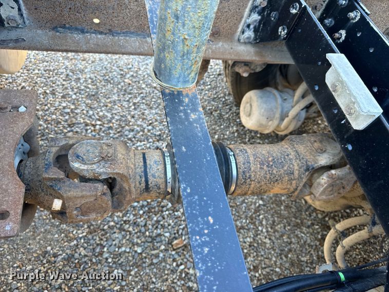 image for item OF9748 2008 Volvo VN semi truck