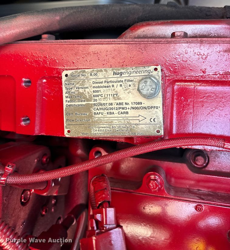 image for item OF9781 2005 Peterbilt 357 crane truck