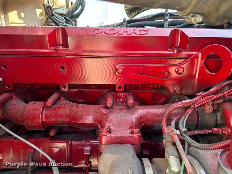 image for item OF9781 2005 Peterbilt 357 crane truck