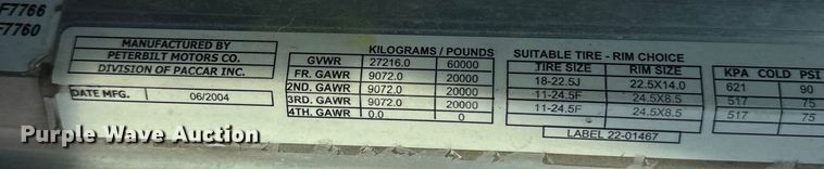 image for item OF9781 2005 Peterbilt 357 crane truck