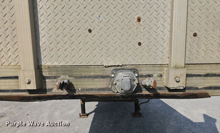 image for item OK9980 1988 East Manufacturing  flatbed trailer