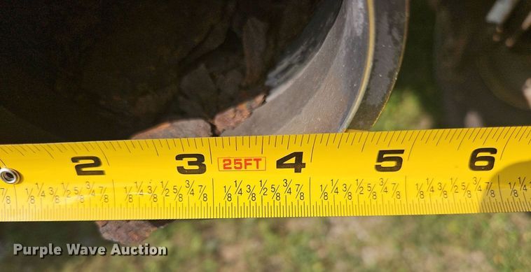 image for item OK9982 2000 Heil pneumatic dry bulk trailer