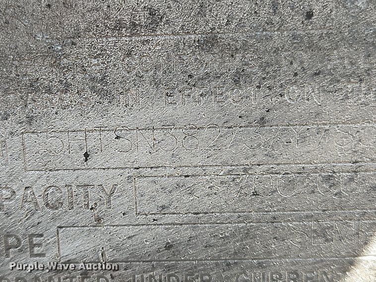 image for item OK9982 2000 Heil pneumatic dry bulk trailer