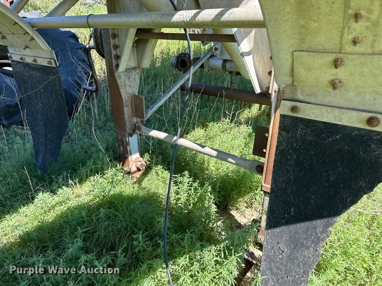 image for item OL9685 1976 Trailmaster tank trailer