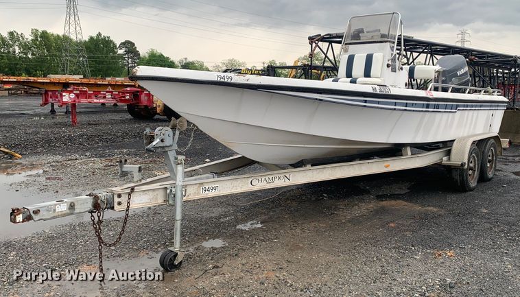 image for item DM7817 2003 Champion 22 Tunnel Champ boat