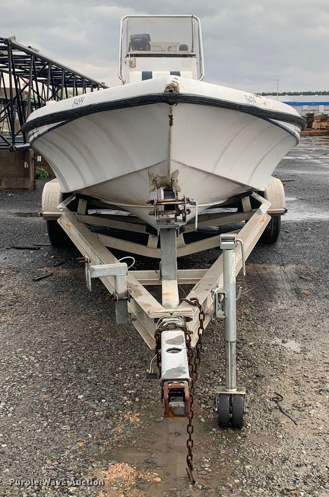 image for item DM7817 2003 Champion 22 Tunnel Champ boat