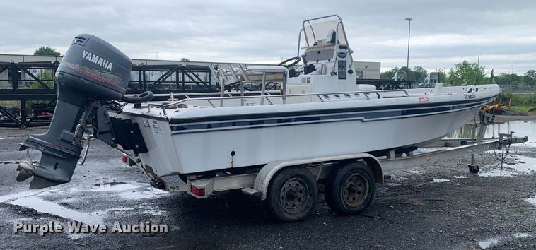 image for item DM7817 2003 Champion 22 Tunnel Champ boat