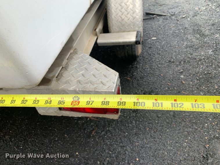 image for item DM7817 2003 Champion 22 Tunnel Champ boat