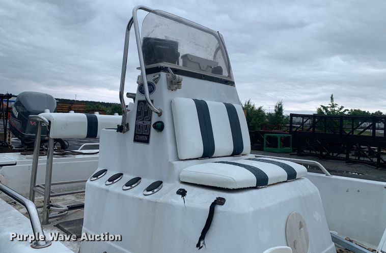image for item DM7817 2003 Champion 22 Tunnel Champ boat