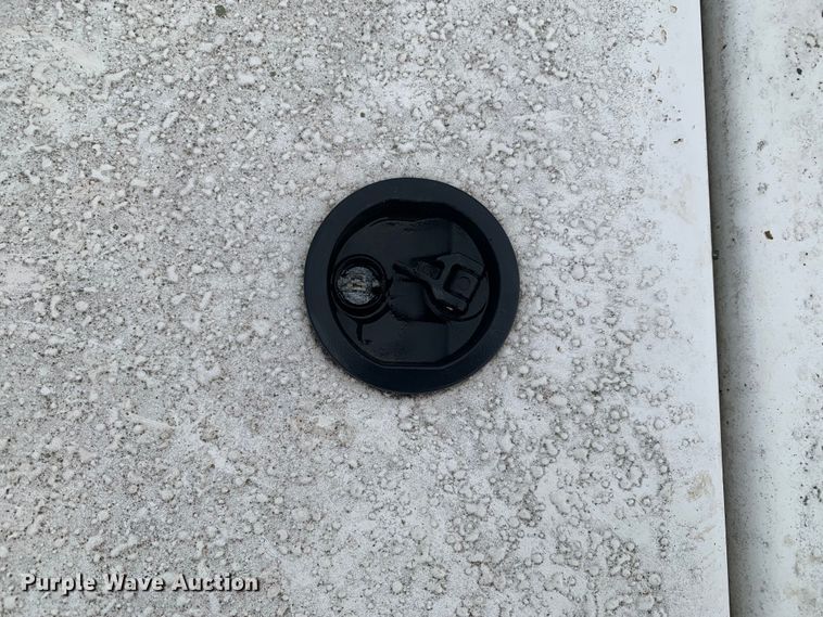 image for item DM7817 2003 Champion 22 Tunnel Champ boat